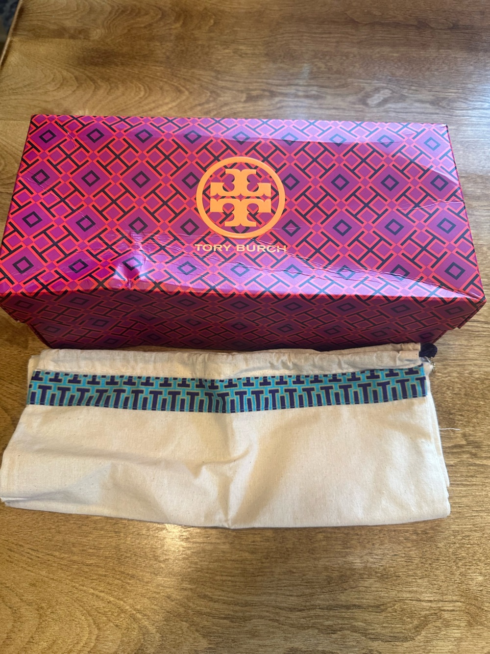 Tory Burch Cream Leather Logo Square-Toe Ballet Flats - Picture 5 of 6